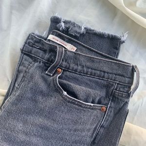 LEVI’S WEDGIE STRAIGHT